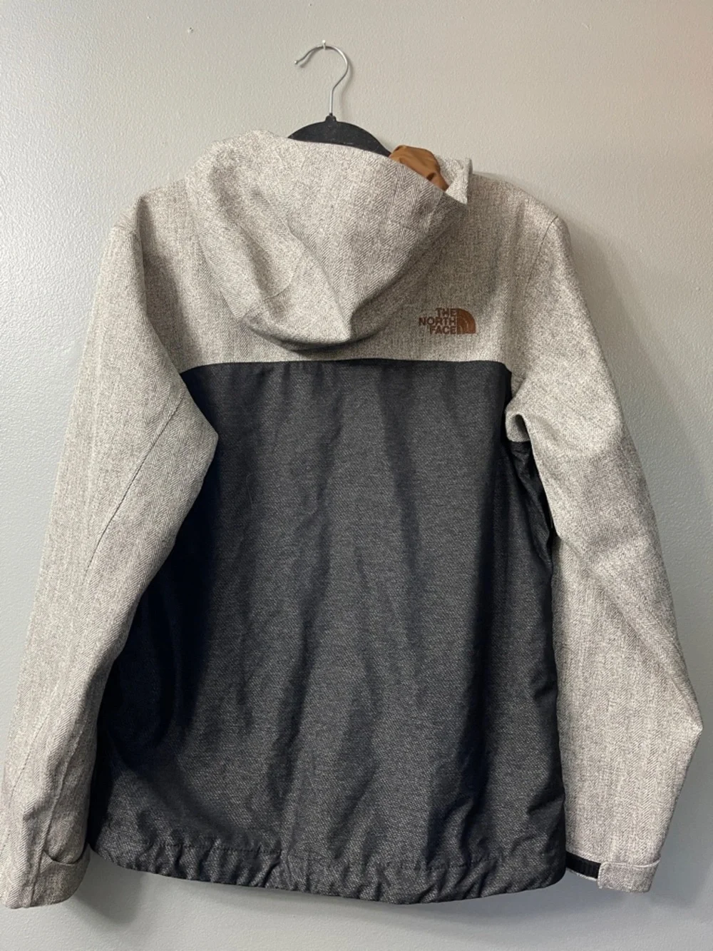 The North Face Millerton Jacket Monument Grey Herringbone and Black. Small